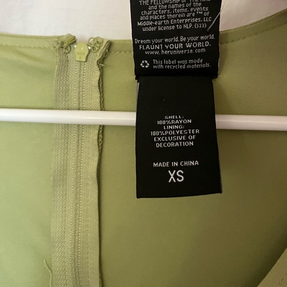 Her Universe The Lord Of The Rings Arwen Bell Sleeve Dress size XS - Picture 4 of 6